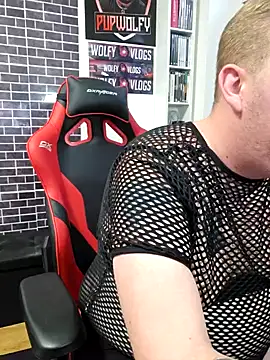 PupW0lfy online show from 12/02/24, 03:14