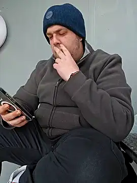 PupW0lfy online show from 01/08/25, 11:21