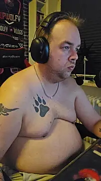 PupW0lfy online show from 12/20/25, 07:21