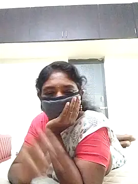 Snapshot of Tamil--Rani chatting on 12/16/24, 10:29 Tamil--Rani online show from 12/16/24, 10:29