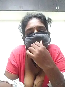 Snapshot of Tamil--Rani chatting on 12/17/24, 12:11 Tamil--Rani online show from 12/17/24, 12:11