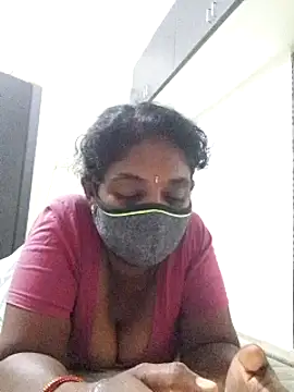 Snapshot of Tamil--Rani chatting on 01/04/25, 07:34 Tamil--Rani online show from 01/04/25, 07:34