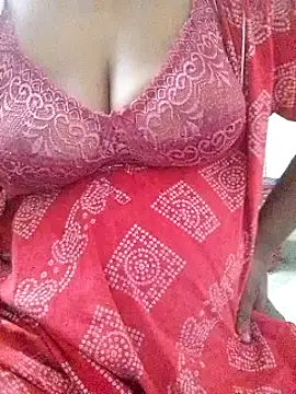 Snapshot of Tamil--Rani chatting on 01/10/25, 04:20 Tamil--Rani online show from 01/10/25, 04:20