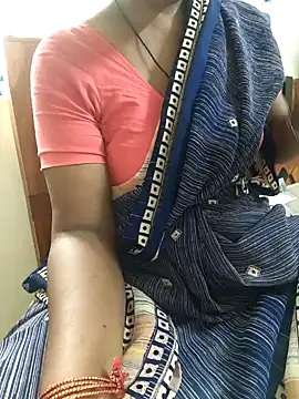 Snapshot of Tamil--Rani chatting on 01/19/25, 11:12 Tamil--Rani online show from 01/19/25, 11:12