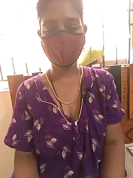 Snapshot of Tamil--Rani chatting on 01/28/25, 10:02 Tamil--Rani online show from 01/28/25, 10:02