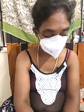 Snapshot of Tamil--Rani chatting on 02/01/25, 12:58 Tamil--Rani online show from 02/01/25, 12:58