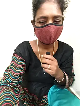 Snapshot of Tamil--Rani chatting on 02/05/25, 05:30 Tamil--Rani online show from 02/05/25, 05:30