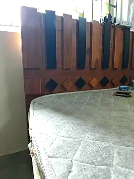 Snapshot of Tamil--Rani chatting on 02/06/25, 06:40 Tamil--Rani online show from 02/06/25, 06:40