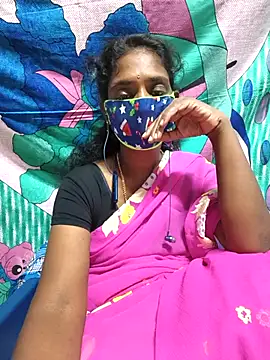 Snapshot of Tamil--Rani chatting on 03/09/25, 04:00 Tamil--Rani online show from 03/09/25, 04:00