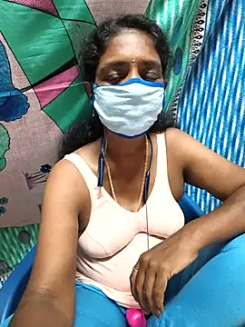 Snapshot of Tamil--Rani chatting on 03/10/25, 12:15 Tamil--Rani online show from 03/10/25, 12:15