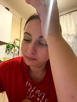 Snapshot of OlgaBuzzz chatting on 12/06/24, 10:27 OlgaBuzzz online show from 12/06/24, 10:27