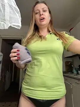 Snapshot of OlgaBuzzz chatting on 01/20/25, 06:10 OlgaBuzzz online show from 01/20/25, 06:10