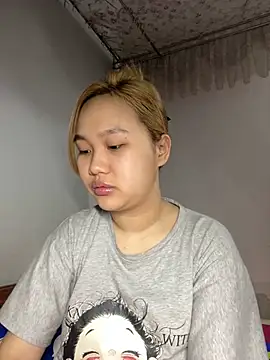 Odette68 online show from 04/28/26, 11:54