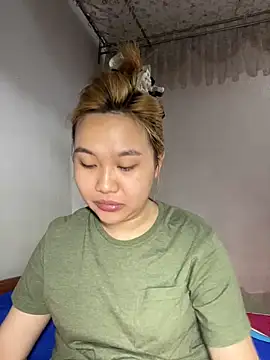Odette68 online show from 05/12/26, 12:30