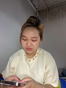 Odette68 online show from 06/06/26, 12:27