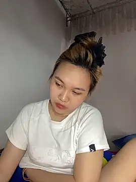 Odette68 online show from 06/11/26, 12:32