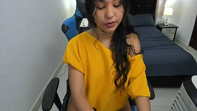 Snapshot of Debora_brown chatting on 01/31/26, 09:24 Debora brown online show from 01/31/26, 09:24