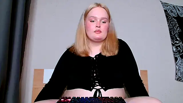 rozzhaos8 online show from 06/09/26, 12:00