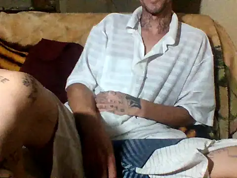 Snapshot of sellvageria chatting on 09/17/25, 10:11 sellvageria online show from 09/17/25, 10:11