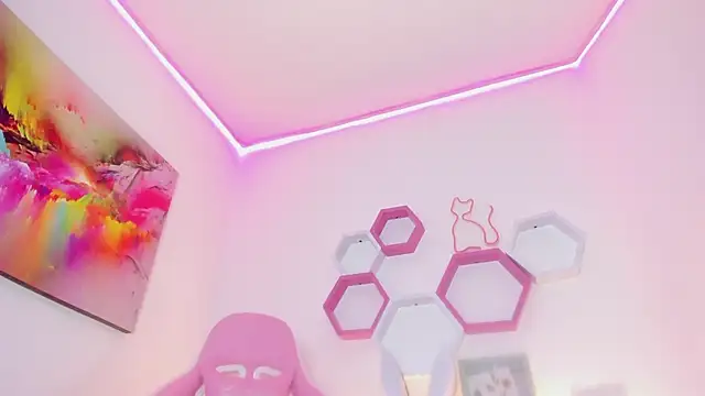 Snapshot of _Ameliie chatting on 02/07/25, 12:53 Ameliie online show from 02/07/25, 12:53