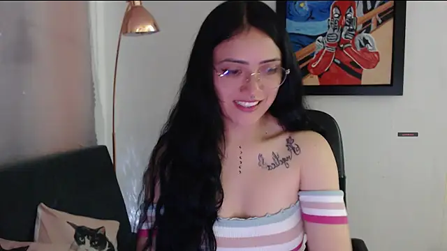 Snapshot of Suzanne_abbey chatting on 04/25/26, 11:13 Suzanne abbey online show from 04/25/26, 11:13
