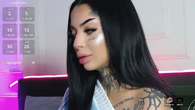 CreamyInkky  online show from 10/31/25, 03:51