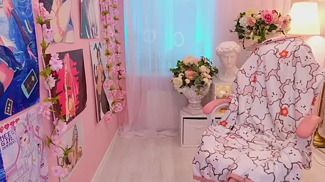 Coconut Mia online show from 03/10/25, 09:40