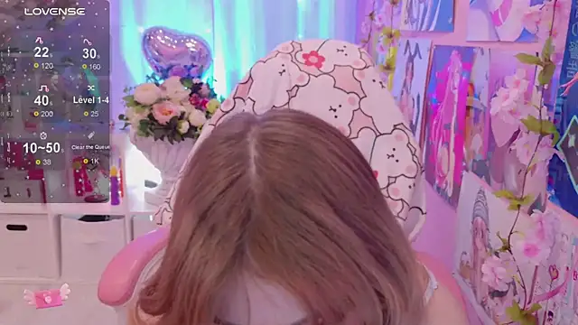 Snapshot of Coconut_Mia chatting on 02/13/26, 08:38 Coconut Mia online show from 02/13/26, 08:38