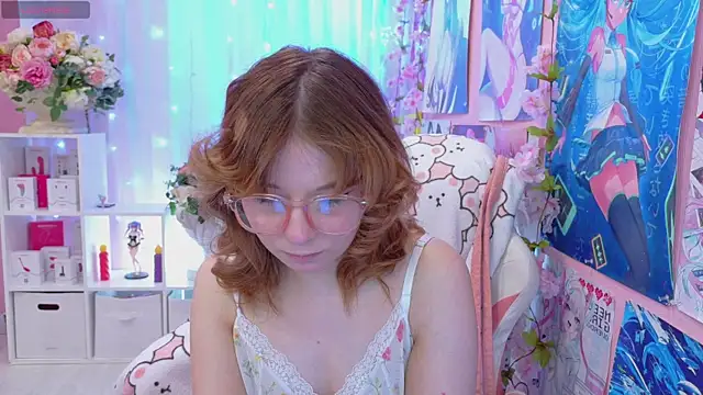Coconut Mia online show from 05/05/26, 03:09