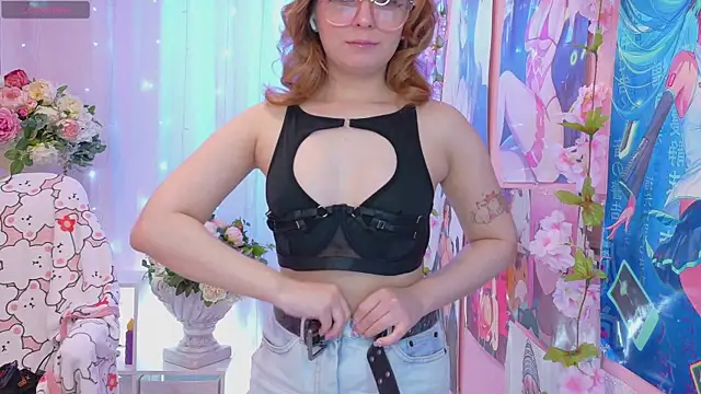 Coconut Mia online show from 05/22/26, 01:17