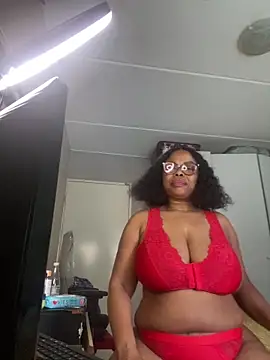 Nomthie online show from 09/25/25, 02:21