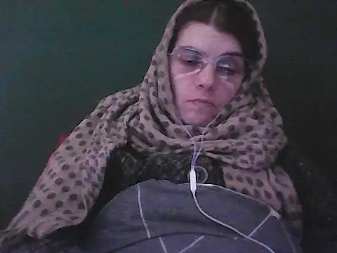 Snapshot of Musical__fantasy chatting on 10/09/25, 06:06 Musical fantasy online show from 10/09/25, 06:06