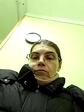 Snapshot of Musical__fantasy chatting on 12/16/25, 03:50 Musical fantasy online show from 12/16/25, 03:50