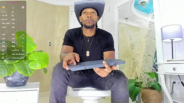 RicoBrown777  online show from 05/07/26, 04:07
