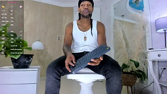 RicoBrown777  online show from 05/12/26, 03:47