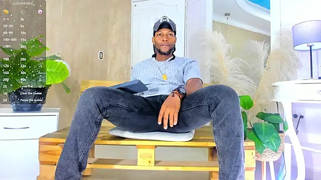 RicoBrown777  online show from 06/15/26, 04:25