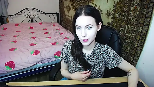 Snapshot of Olivia_Graceee chatting on 05/17/26, 10:00 Olivia Graceee online show from 05/17/26, 10:00