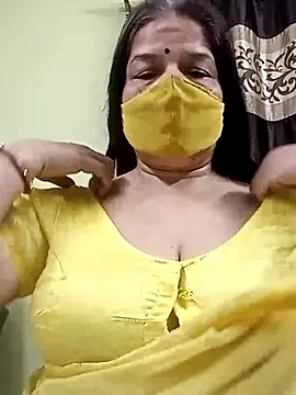 Snapshot of IndianAngle chatting on 05/19/26, 11:55 IndianAngle online show from 05/19/26, 11:55
