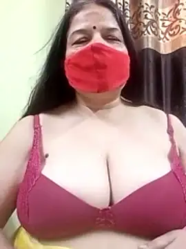 Snapshot of IndianAngle chatting on 05/24/26, 04:50 IndianAngle online show from 05/24/26, 04:50