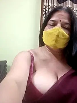 Snapshot of IndianAngle chatting on 07/04/26, 08:37 IndianAngle online show from 07/04/26, 08:37