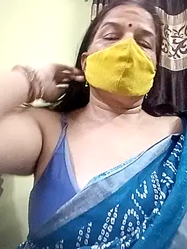 Snapshot of IndianAngle chatting on 07/10/26, 08:00 IndianAngle online show from 07/10/26, 08:00