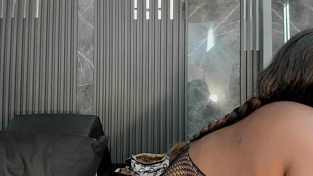 SaraiEvans online show from 10/02/25, 03:02