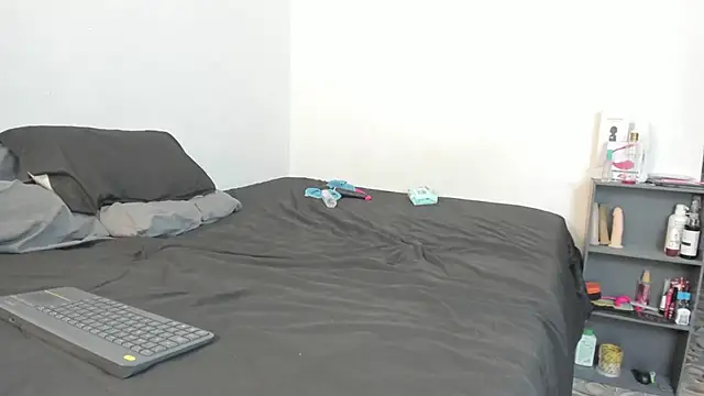 evanandsunny online show from 02/26/25, 10:42