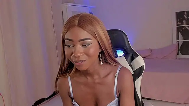 Snapshot of SavannahWildee chatting on 12/02/24, 07:16 SavannahWildee online show from 12/02/24, 07:16