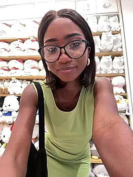 Snapshot of SavannahWildee chatting on 02/06/25, 09:06 SavannahWildee online show from 02/06/25, 09:06