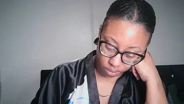 Snapshot of Nyxie_Chaos chatting on 01/16/26, 04:11 Nyxie Chaos online show from 01/16/26, 04:11