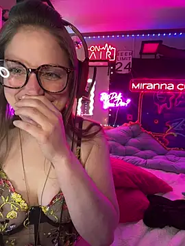 Snapshot of mirannacult chatting on 12/27/24, 10:55 mirannacult online show from 12/27/24, 10:55