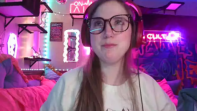 Snapshot of mirannacult chatting on 12/30/24, 01:47 mirannacult online show from 12/30/24, 01:47