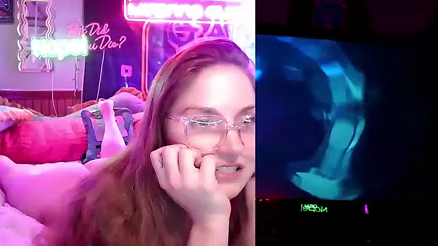 Snapshot of mirannacult chatting on 01/26/25, 11:18 mirannacult online show from 01/26/25, 11:18