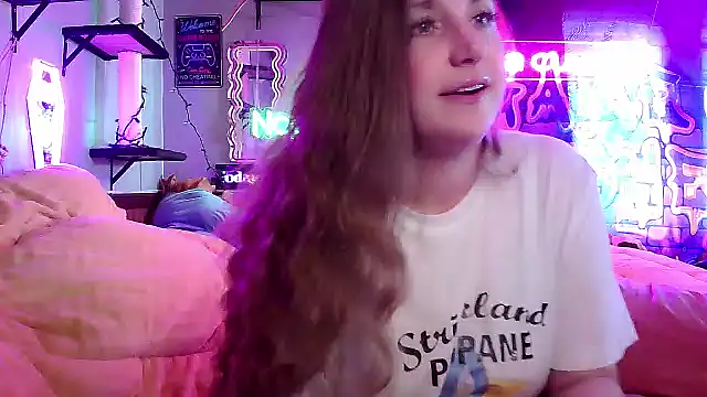 Snapshot of mirannacult chatting on 02/24/25, 05:31 mirannacult online show from 02/24/25, 05:31